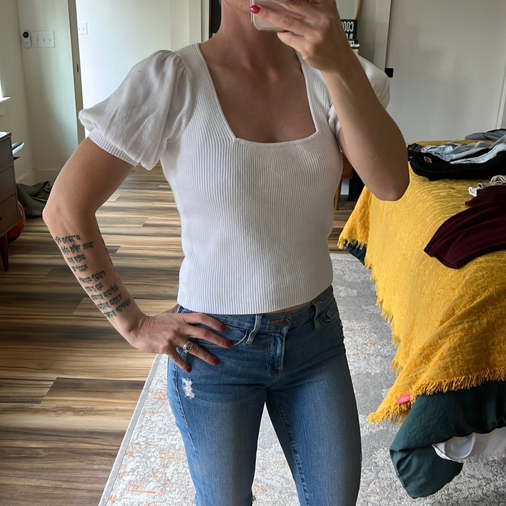 NWT French Connection‎ Short Pouf Sleeve Sweater Top White Size Small